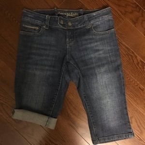 American Eagle denim Bermuda shorts Size 4